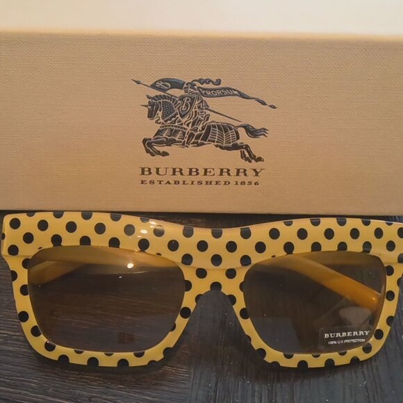 Burberry Sunglasses - Picture 1 of 6